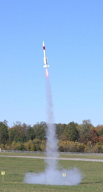 Fred Zeigler's rocket on a Hyper-TEK 440cc tank
