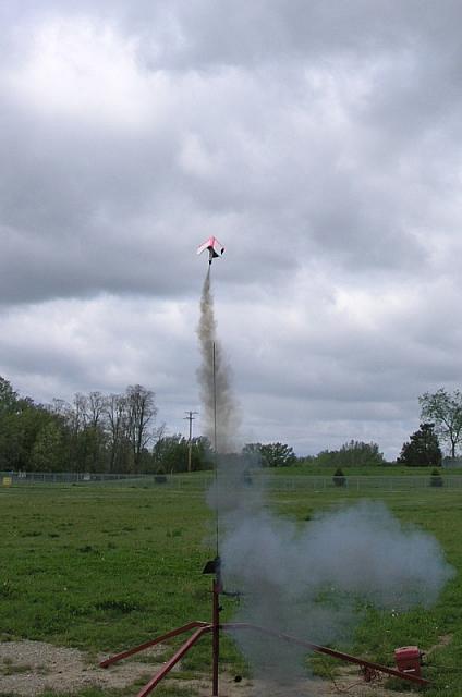 Lastly, Chris flew his Dizzy Izzy on a Road Runner E25
