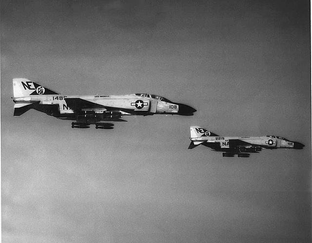 VF-21 Freelancers on bombing mission 19 Aug 65