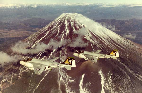 arab_a6a_mtfuji_flyby