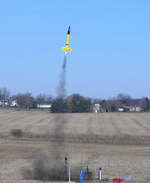 Goblin launch on a K240. This rocket stuck the landing. Beautiful flight!