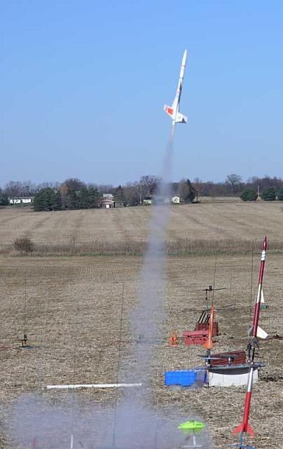 Launch of my Thoy Tavia on a B6-4