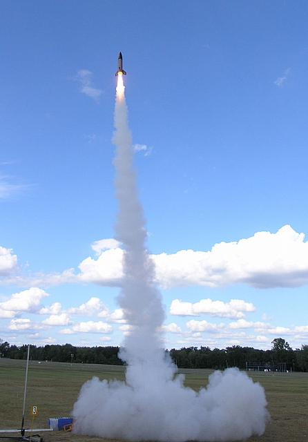 Steve's 2nd L2 attempt on a Loki J. Beautiful launch, but no event and a prang. You'll get it Steve!