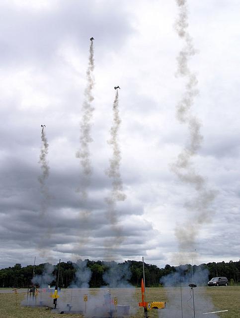 Dizzy Izzy Drag Race