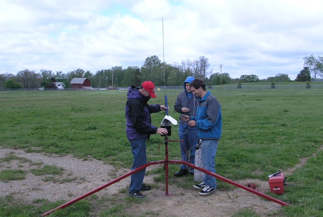 Next up, Tony flying a Dizzy Izzy with a SRS G69