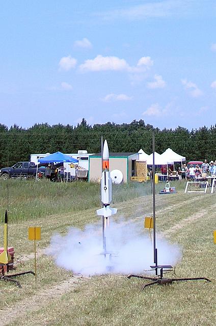 Failed liftoff of Buzz Nau's NCR Archer