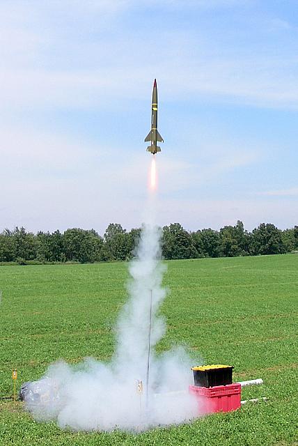 Jim Fustini's Alarm on a red line motor. Great flight!