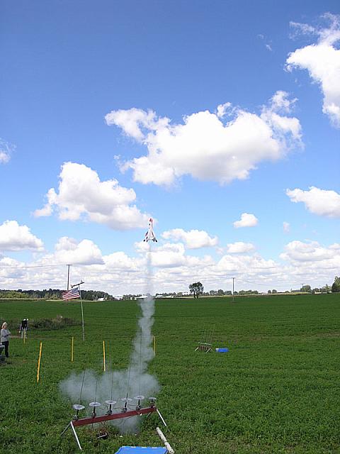 Airshow launch. Unfortunately all parts were lost to the corn