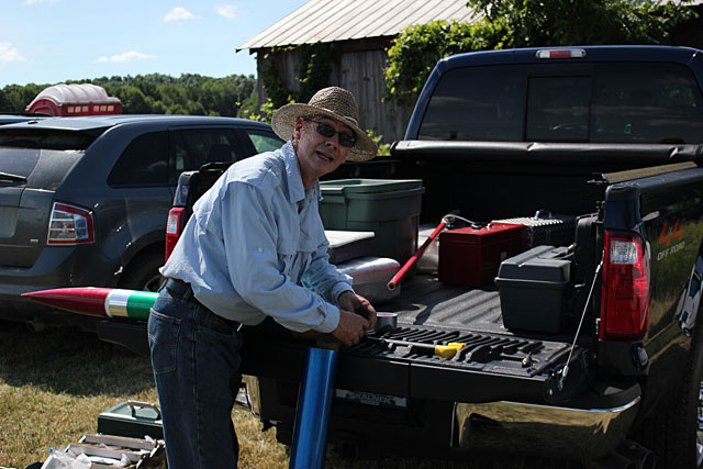 The "Man of Leisure" prepping "Over The Rainbow"