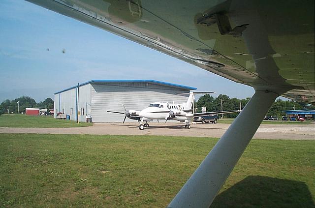 Taxiing for take off - on to Hillsdale
