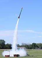 Tony's Endeavour tips off towards the MIS stands on a Cesaroni I540 motor. It landed in the stands with hardly a scratch.