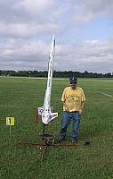 George Pike with his 4" Interceptor prior to his L2 cert launch on a J350